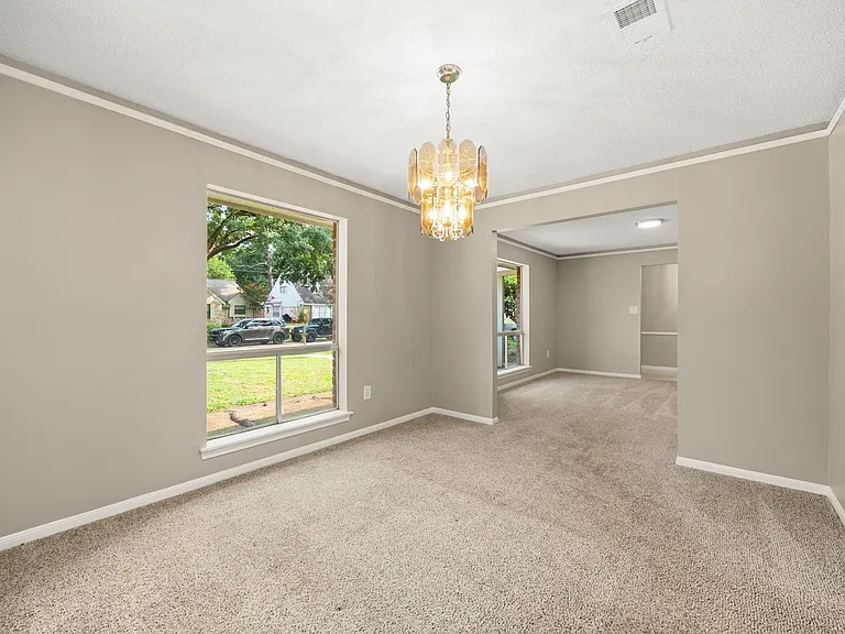 5923 Pebble Springs Dr — Photo 22