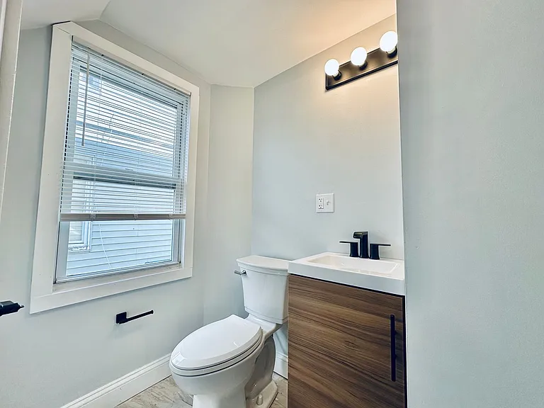 10 Kensington St — Photo 10