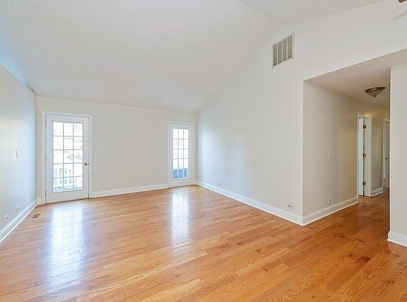 3rd image of 1225 Bradwell Ln APT C