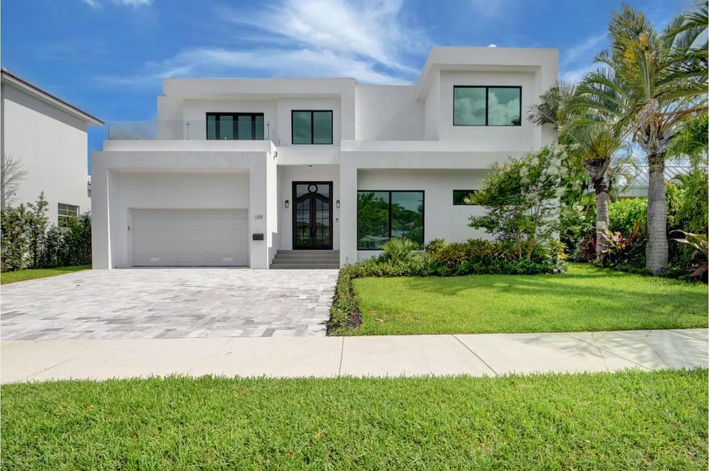 4 bed, 4.5 bath, 3891 sqft, $22,000 — Photo 1
