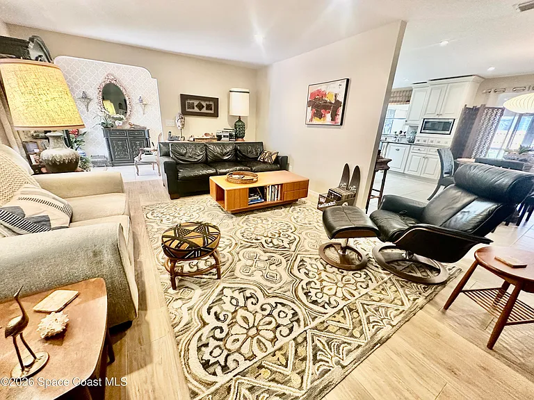 410 Surf Rd — Photo 5