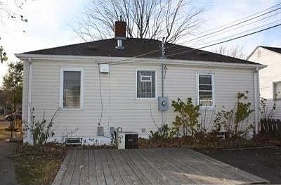 3rd image of 2651 Madison St NE