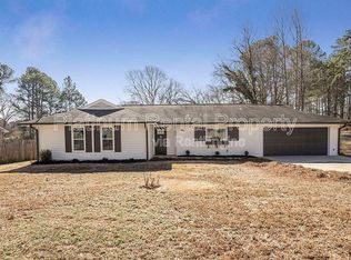 212 Fernbank St, Alpharetta, GA 30004