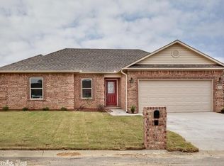 24 Mill Creek Dr, Ward, AR 72176