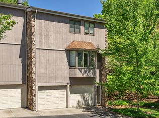 1814 Cherokee Bluff Dr #1814, Knoxville, TN 37920