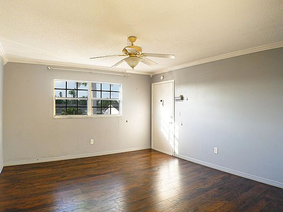 4th image of 7031 Cedarhurst Dr #11-D