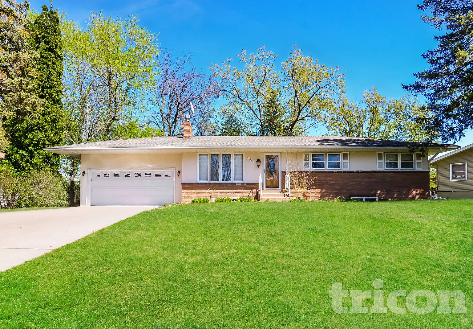 3068 Lydia Court Roseville MN — Photo 1