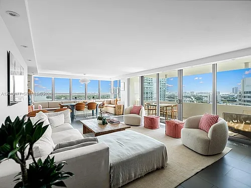 11 Island Ave Photo 1