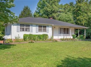 1108 Delwood Dr SW, Lenoir, NC 28645