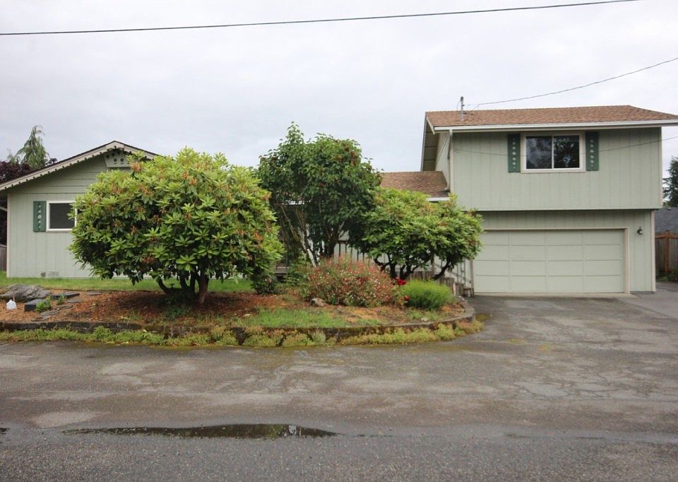 1st image of 4617 124th Avenue Ct E