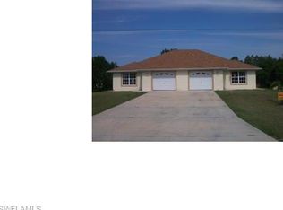 450 Bell Blvd, Lehigh Acres, FL 33974