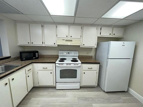 5th image of 7380 S Ocean Dr APT 218