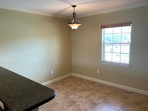 4th image of 3048 Lakatos St