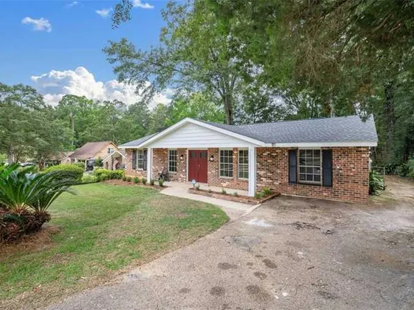 2500 Woodland Rd, Mobile, AL 36693