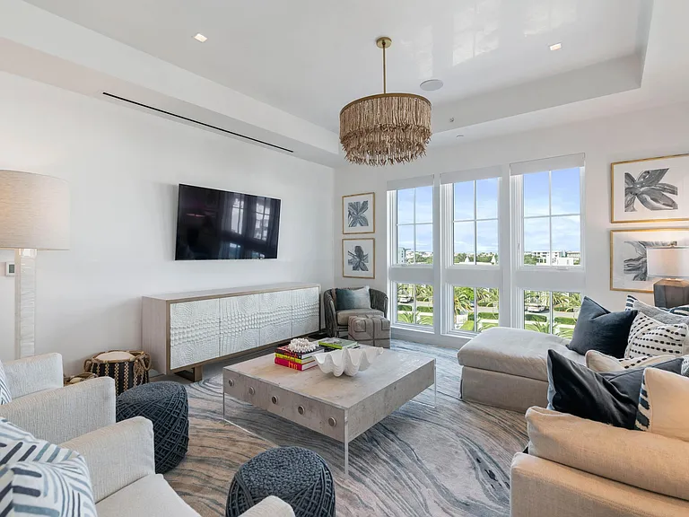 74 Governors Ct — Photo 16