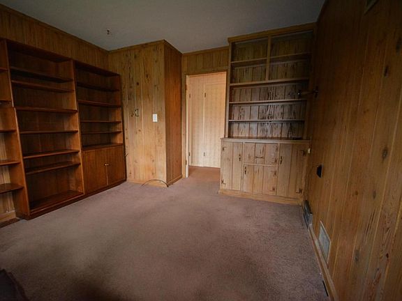 3rd image of 3096 Glenrich Pkwy