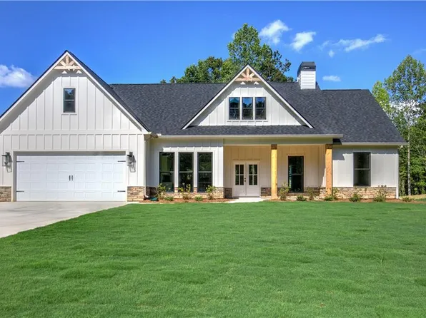 663 Clyde Cole Rd, Dallas, GA 30157