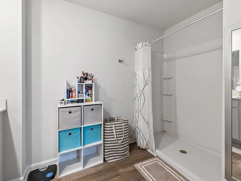 214 Ellie Way — Photo 21
