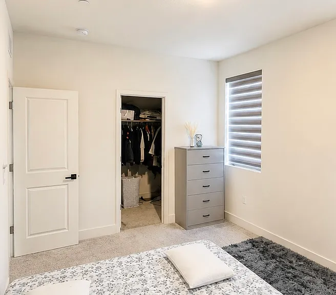 3542 Corsica St — Photo 16