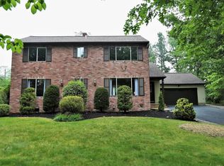 9 Wright Ct, East Brunswick, NJ 08816