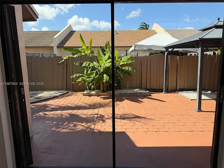 1419 Yellowthroat St — Photo 32