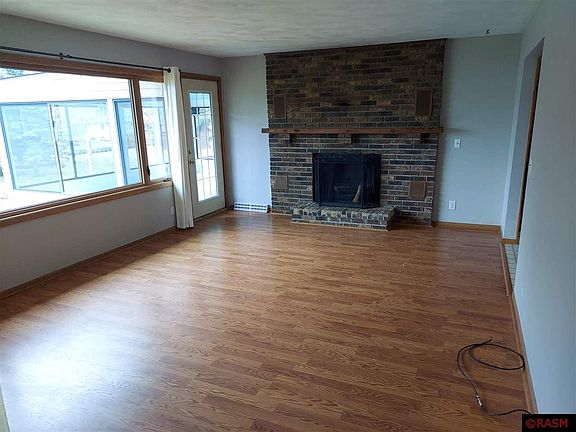 4th image of 817 Minnesota Ave SE