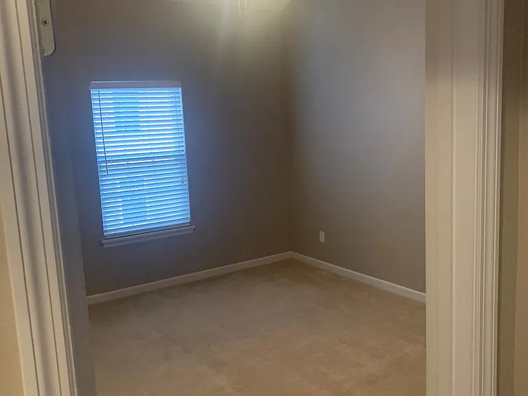 14302 Spring Creek Ln — Photo 10
