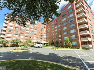 1111 Arlington Blvd APT 815, Arlington, VA 22209