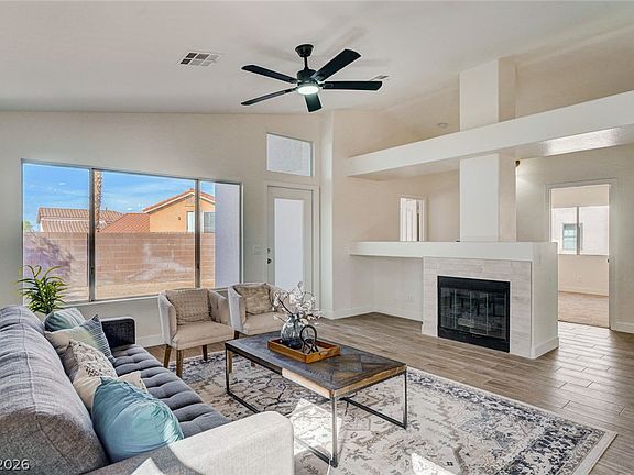 2nd image of 9844 Lenox Crest Pl