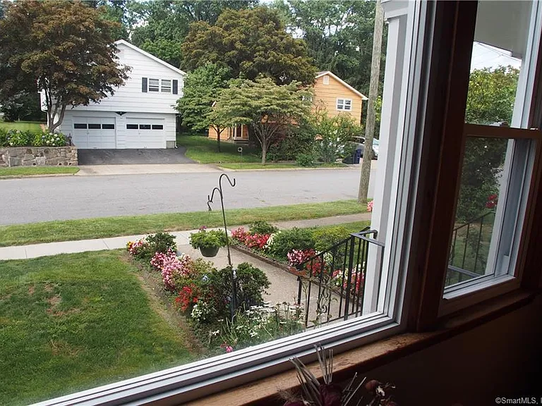 35 Warsaw St #1 — Photo 6