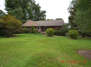 419 Valley Rd, Fairfield, CT 06825