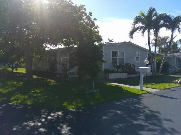 6720 NW 45th Way #R-05, Pompano Beach, FL 33073