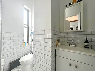 Rented by Nolita Group