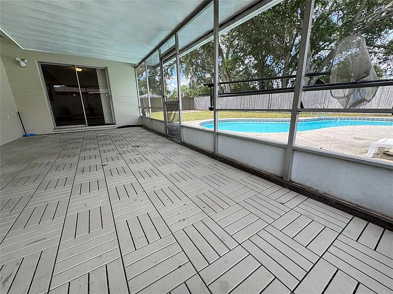 1602 Leslie Dr — Photo 25