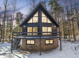 411 King Arthur Rd, Blakeslee, PA 18347