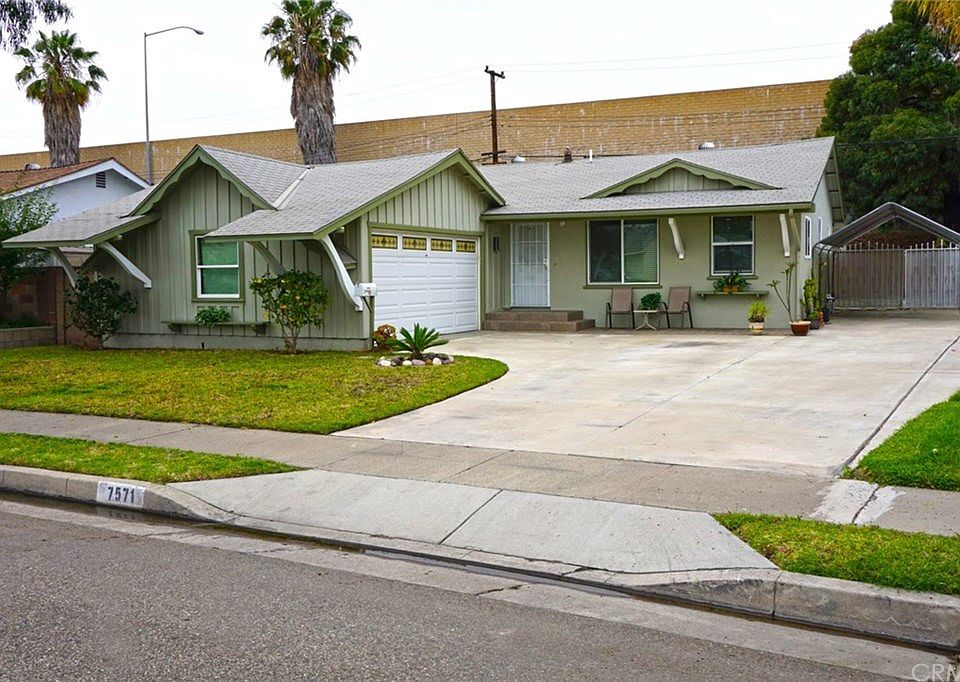 1st image of 7571 El Cerro Dr