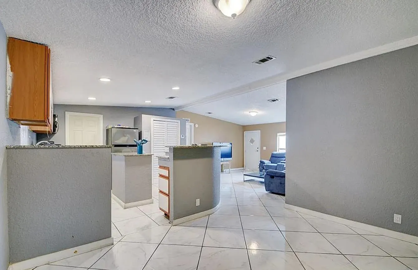 Plantation Blvd, Lake Worth — Photo 4