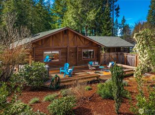 101 E Lake Forest Dr, Allyn, WA