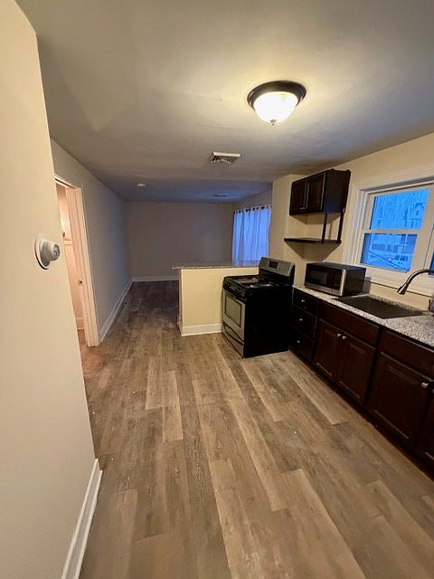 1st image of 259 Carolina St #3