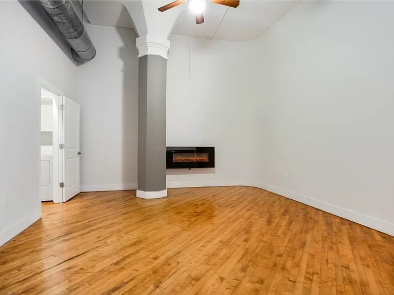 87 Peachtree St SW #506 — Photo 9