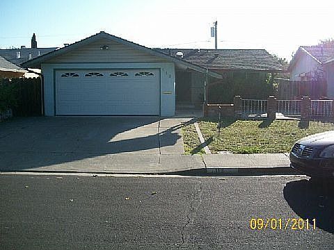 1st image of 113 Donner Dr
