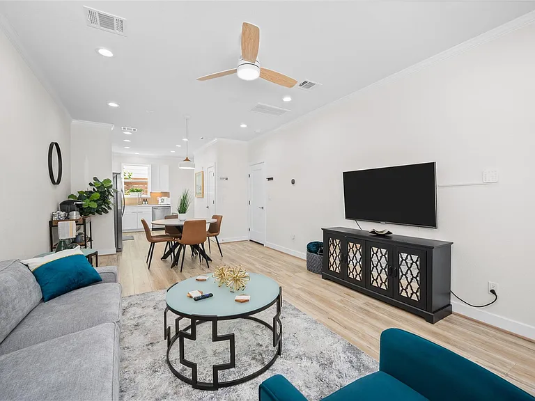 7089 Tierwester St — Photo 11
