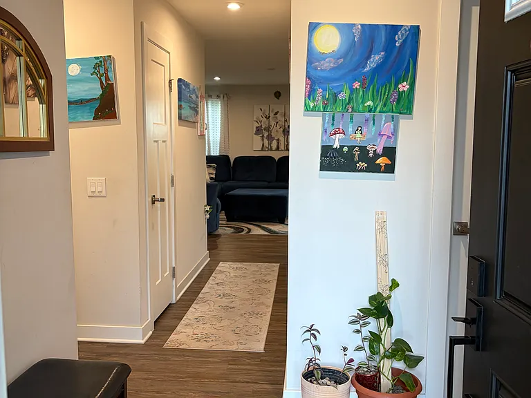 2305 McClouds Sq — Photo 3