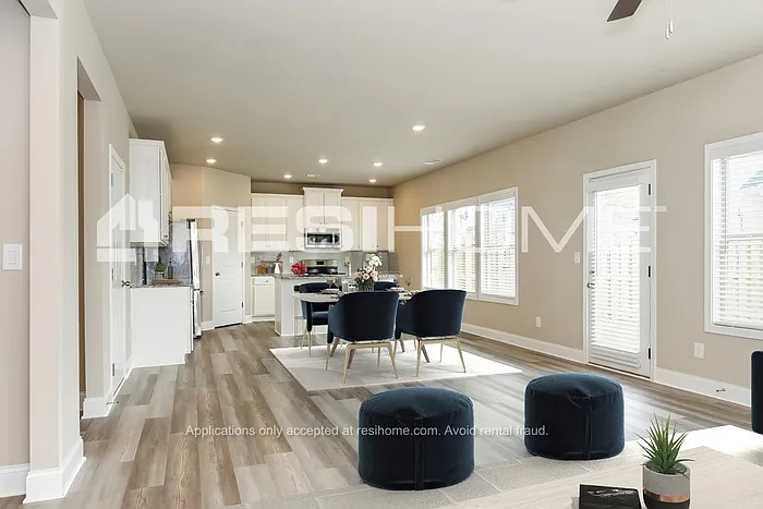 11 Brougham Dr — Photo 6