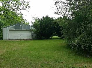 Avenue C, Vestaburg, MI 48891