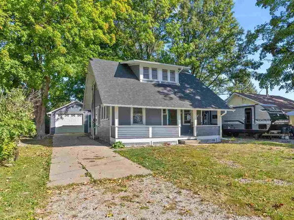 216 5th St, Wellman, IA 52356