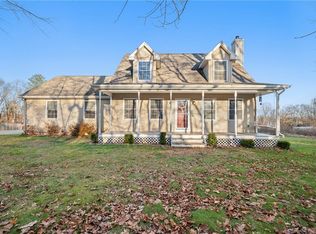 7 Jack Henry Dr, Windham, CT 06280