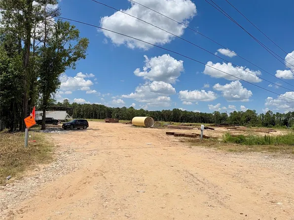 8211 Little York Rd, Houston, TX 77016