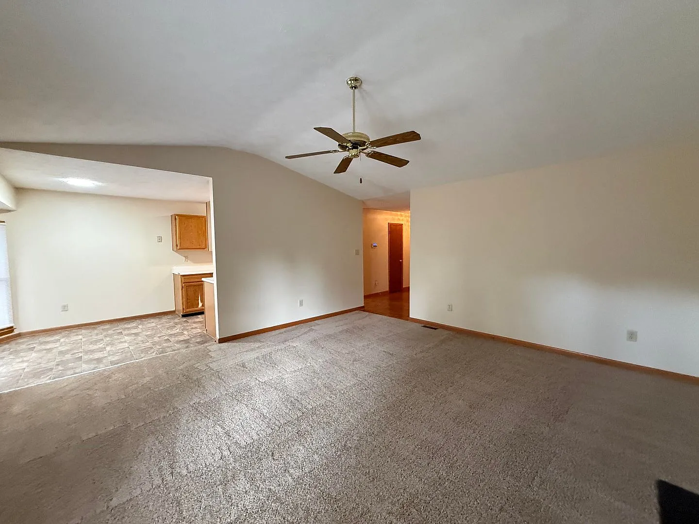 5671 Archer ~ Brightmoor — Photo 4