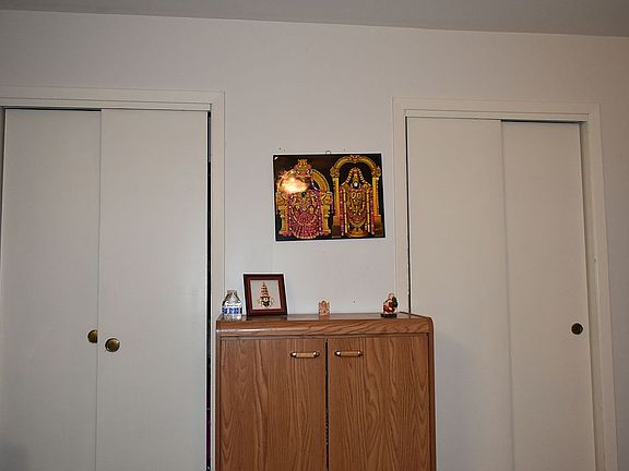 Master Bedroom  Closets